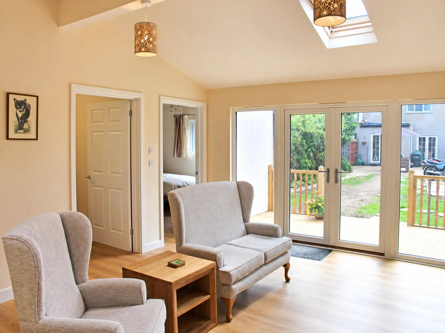 Barnet SIP granny annexe by TRJ Construction