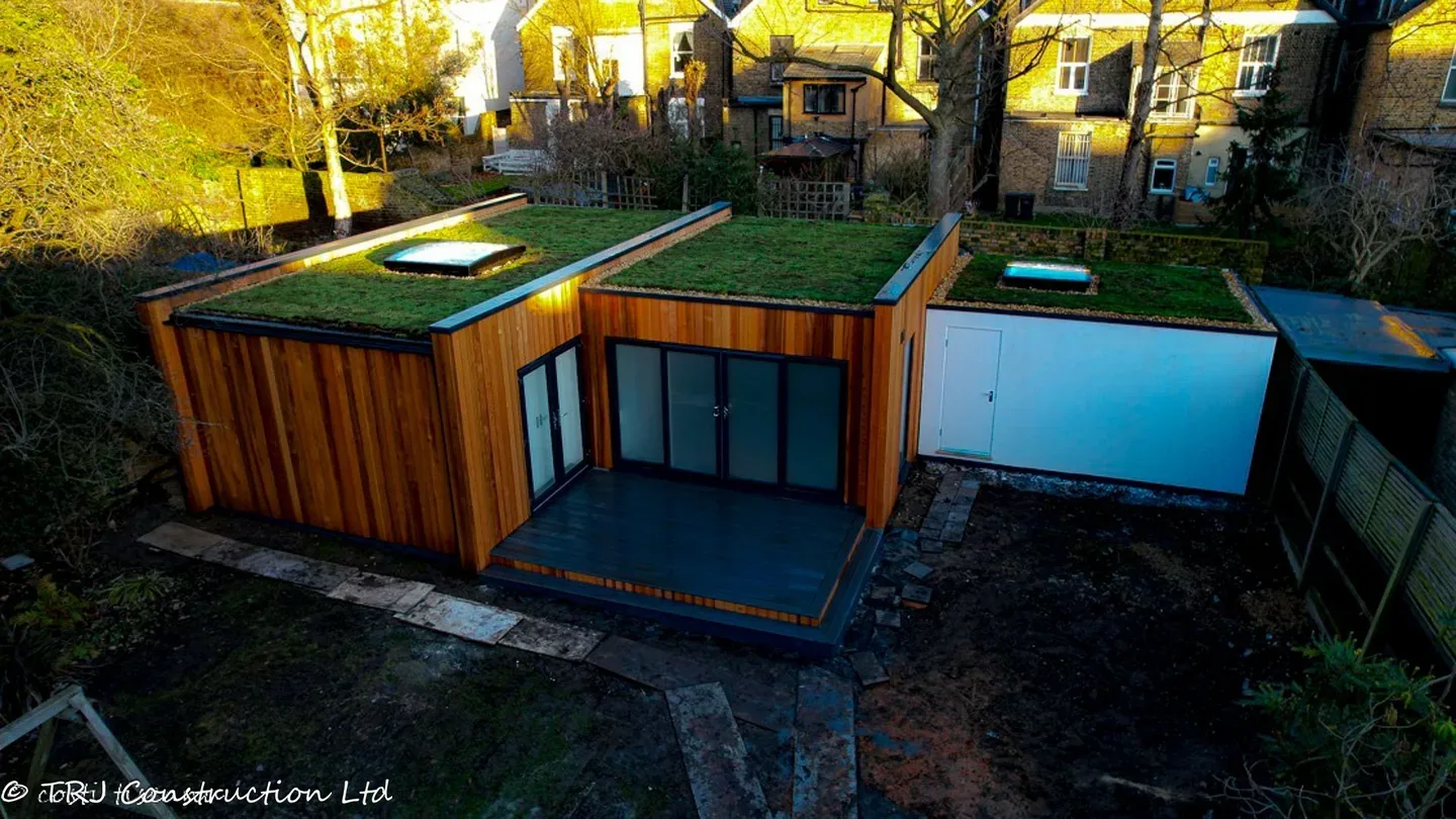 Garden Art Studio in London - TRJ garden-room project photograph
