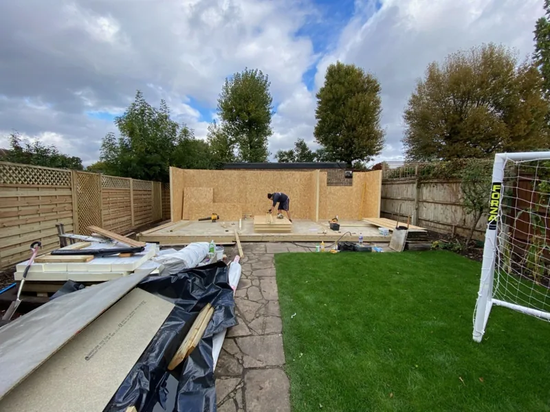 Garden room SIP structure in Hertfordshire