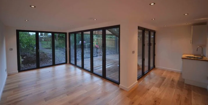 Main room with corner glazing — Kingston upon Thames, London