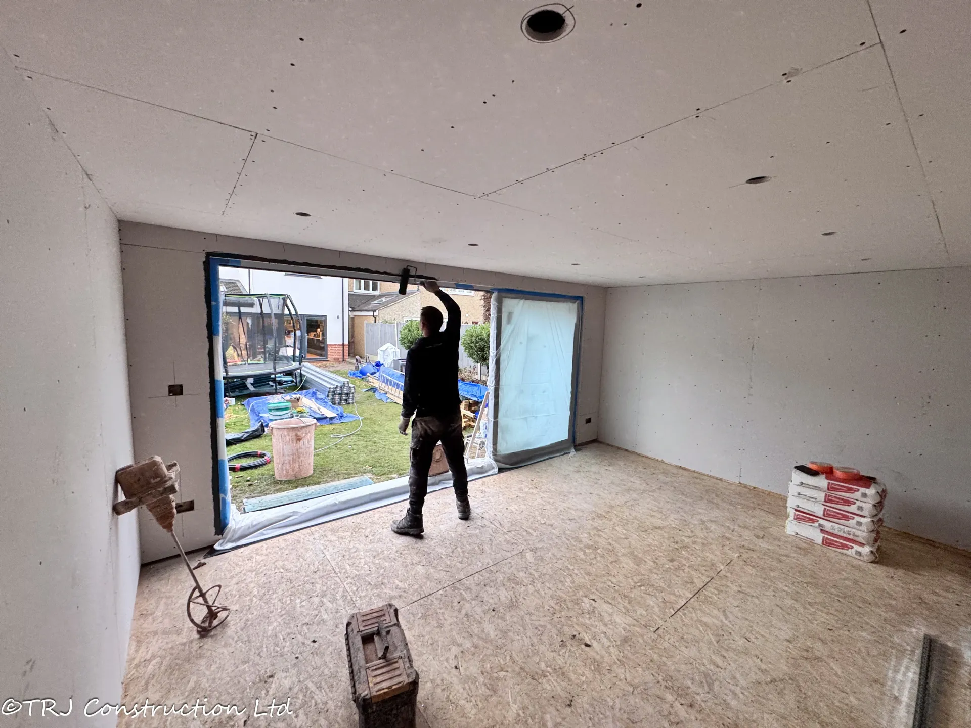 Cedar Garden Studio in Brentwood — project photograph 28
