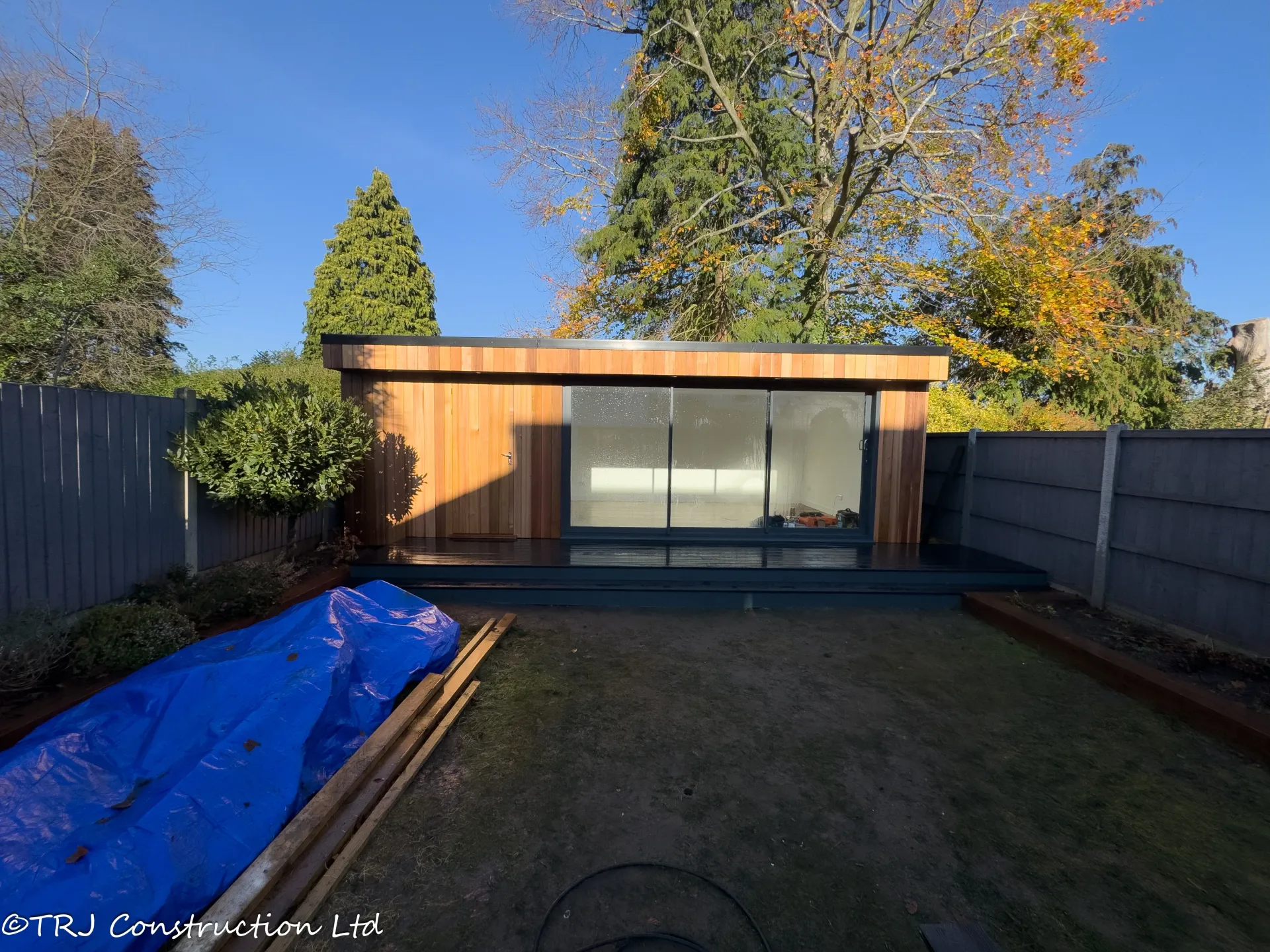 Cedar Garden Studio in Brentwood — project photograph 14