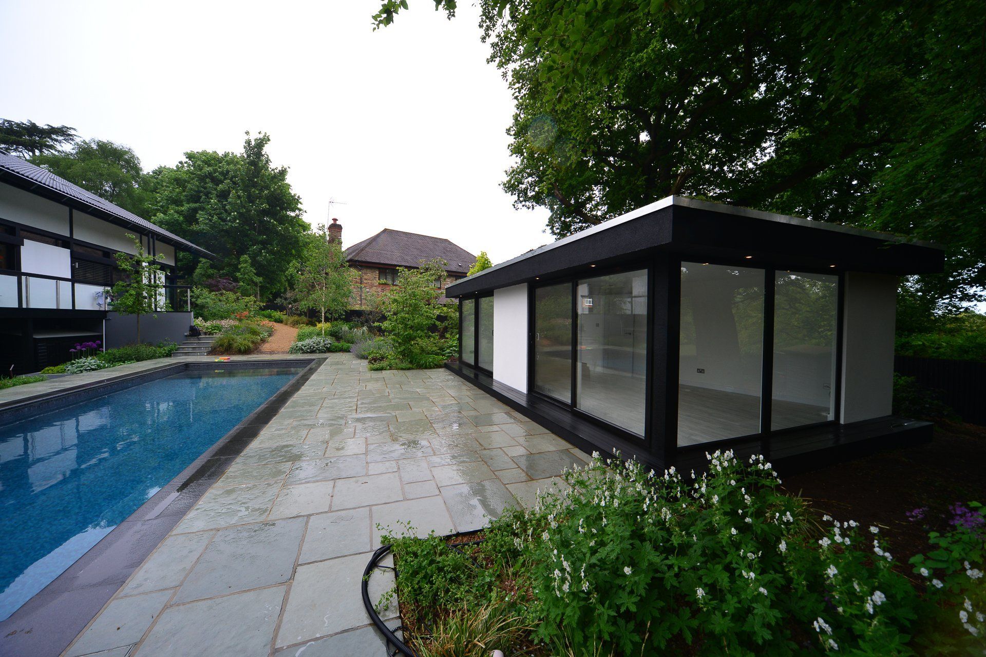 Poolside Garden Gym — project photograph 7