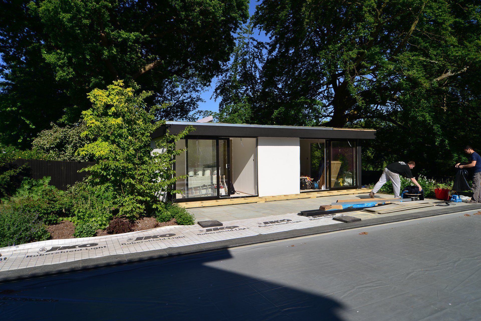 Poolside Garden Gym — project photograph 28
