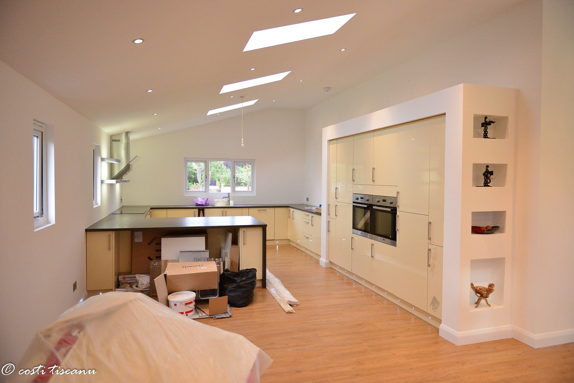 Kitchen and dining extension with ceiling downlights