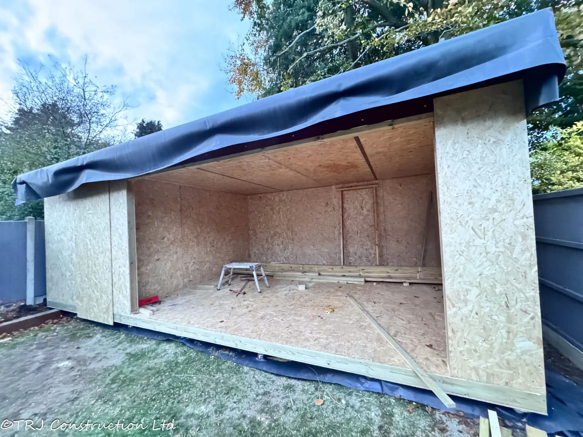 Cedar Garden Studio in Brentwood — project photograph 36