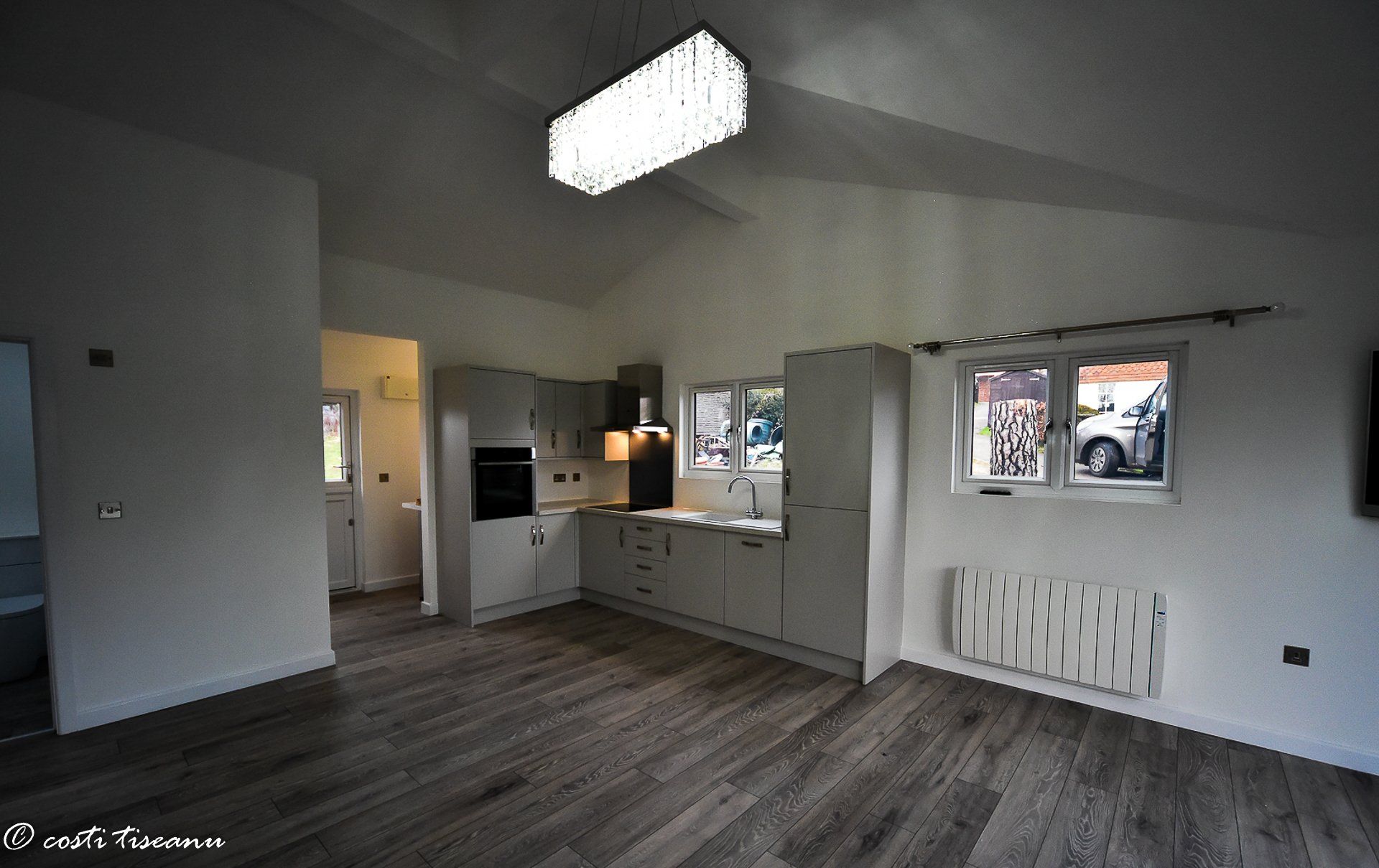 Custom-built annexe with separate entrance and private garden space