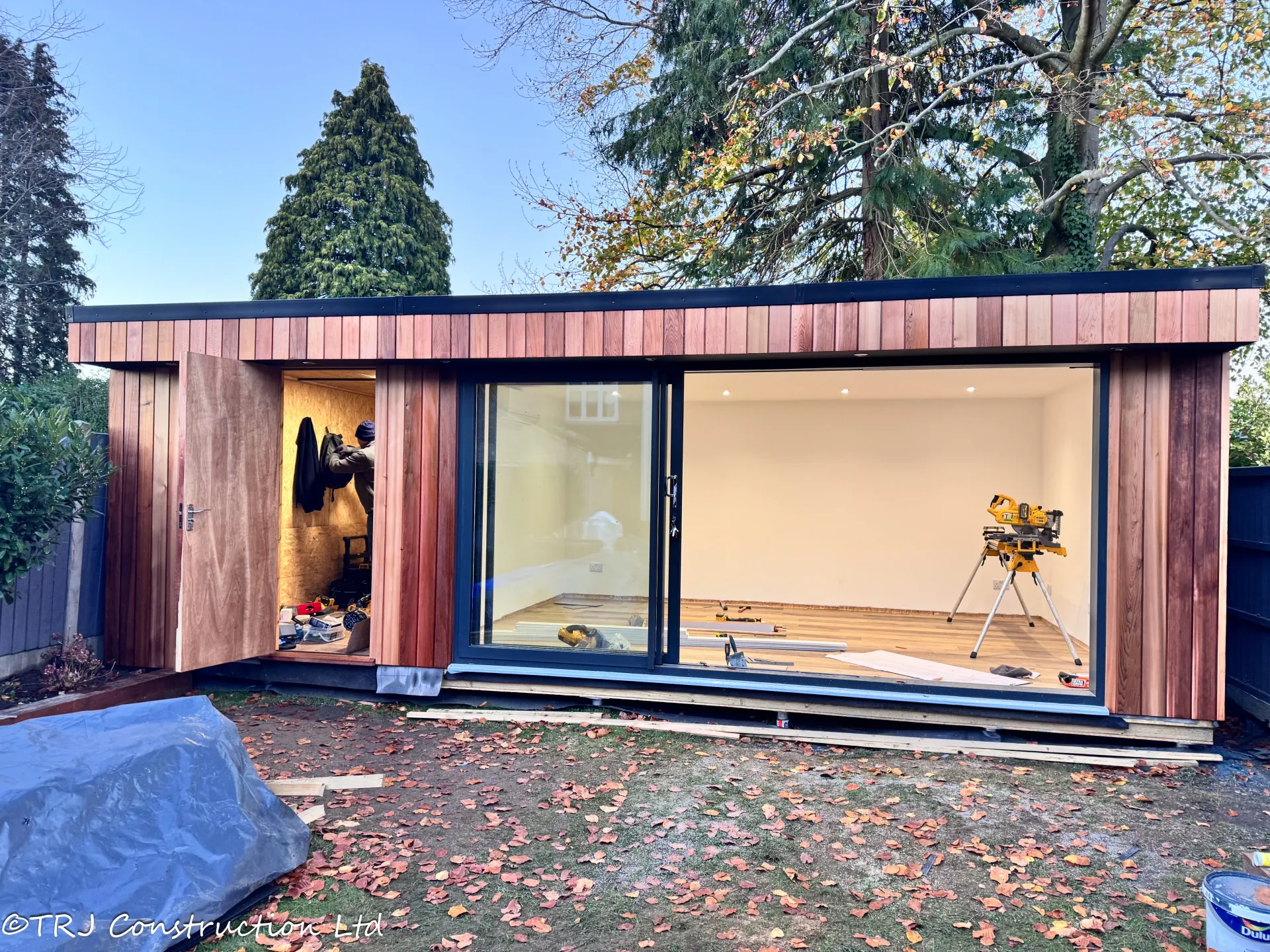 Cedar Garden Studio in Brentwood — project photograph 19