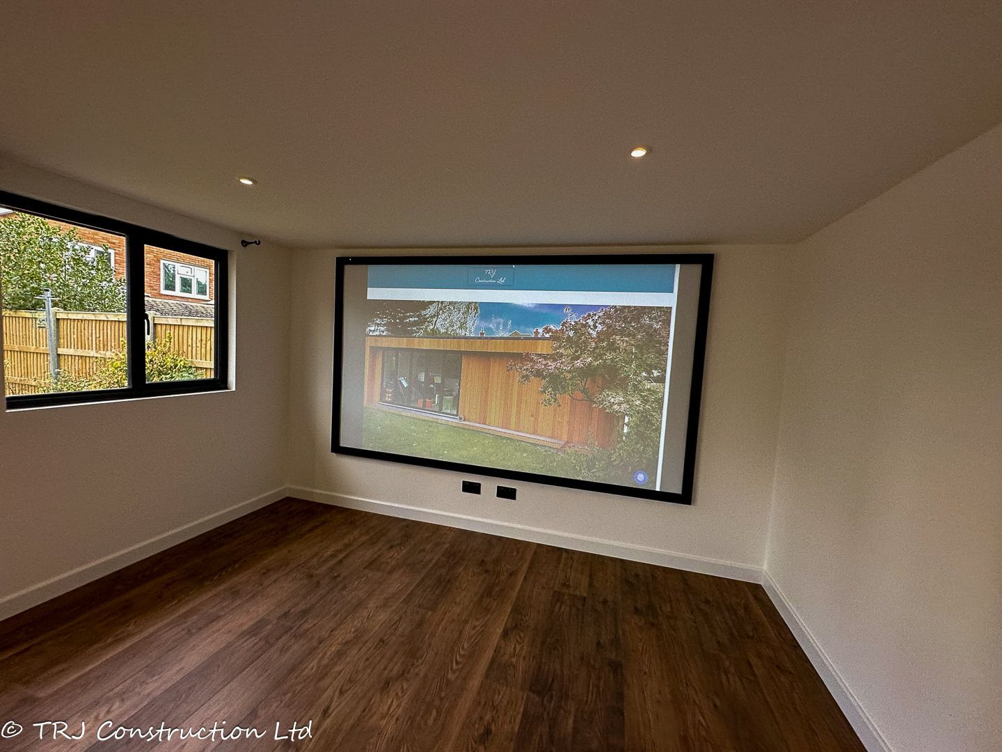 Garden Recreation Room in Watford — project photograph 7