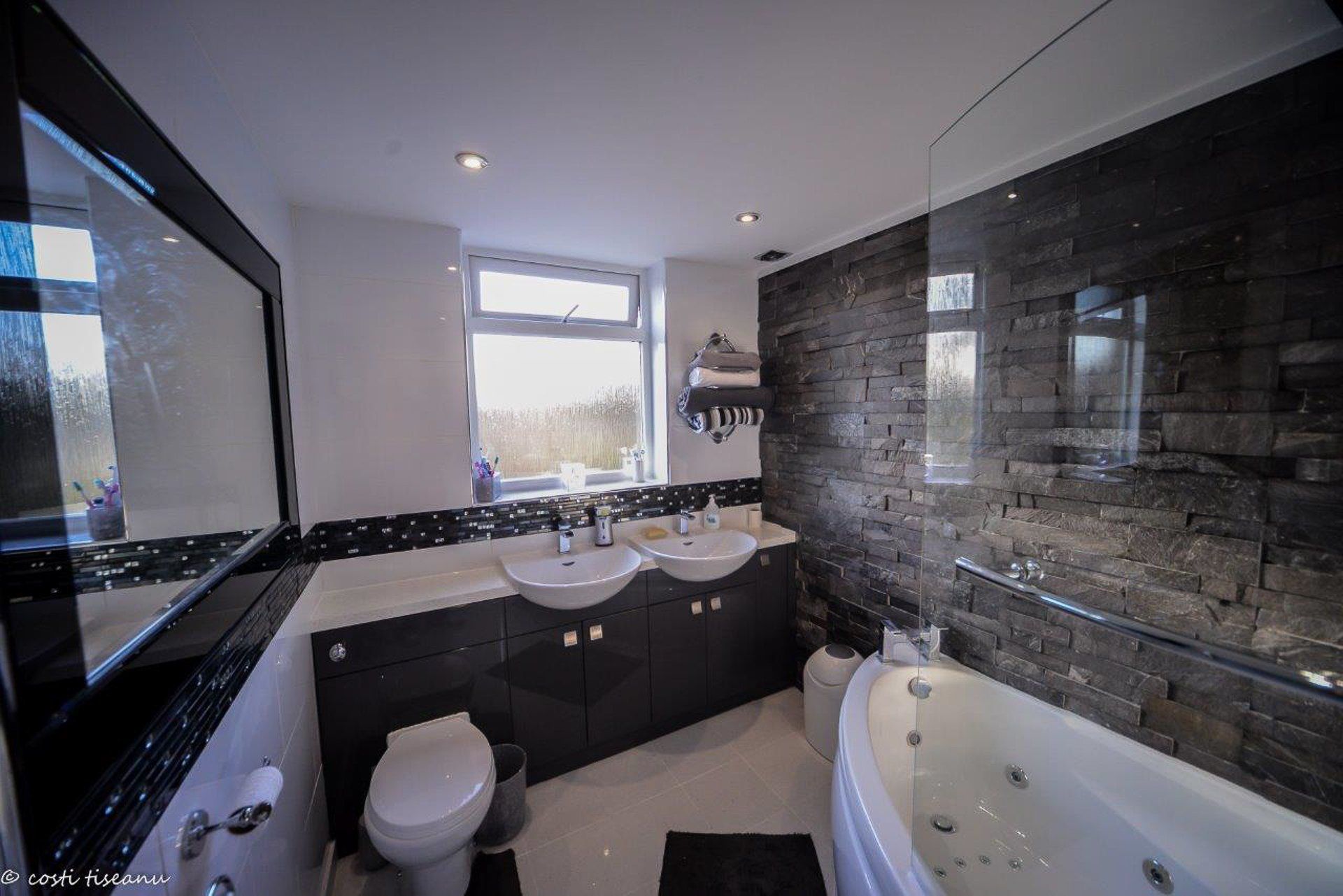 Bathroom Renovation Case Study — project photograph 8