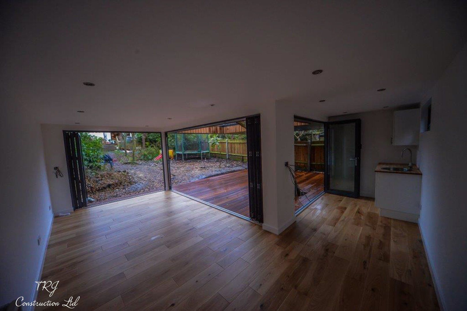 Richmond Park Garden Recreation Room — project photograph 8