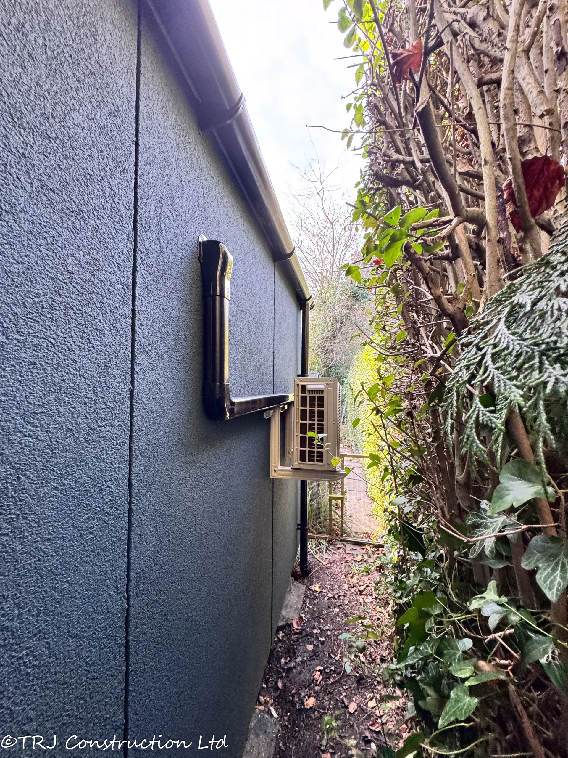Cedar Garden Studio in Brentwood — project photograph 23