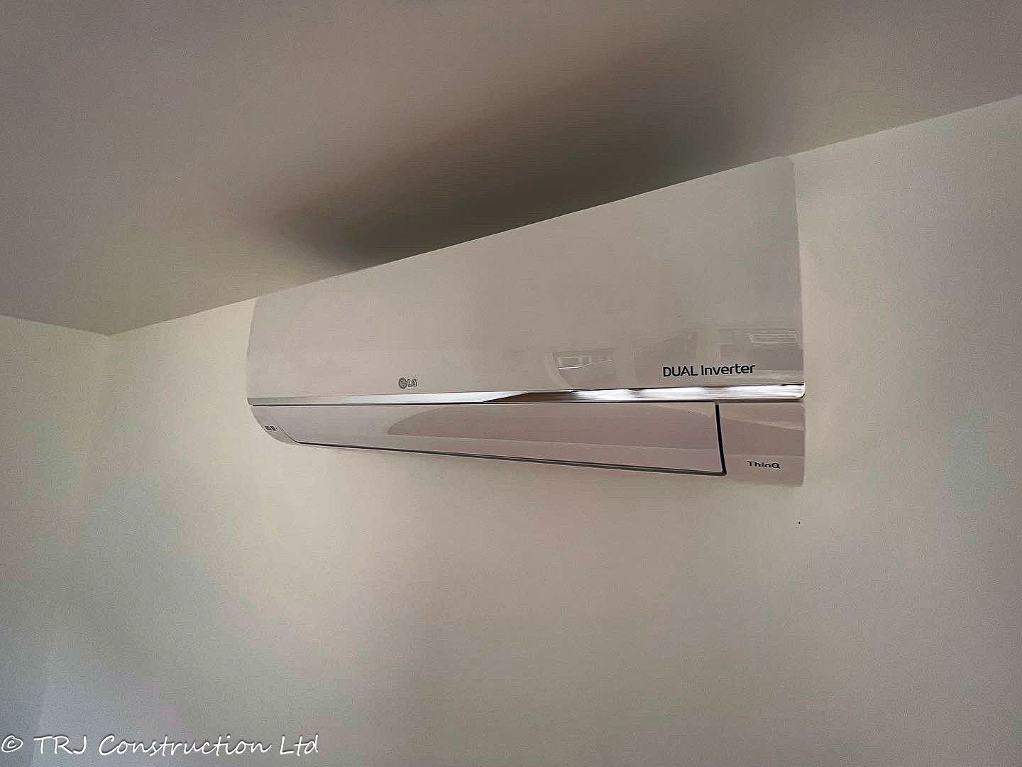 Air conditioning installed in a TRJ garden room or annexe