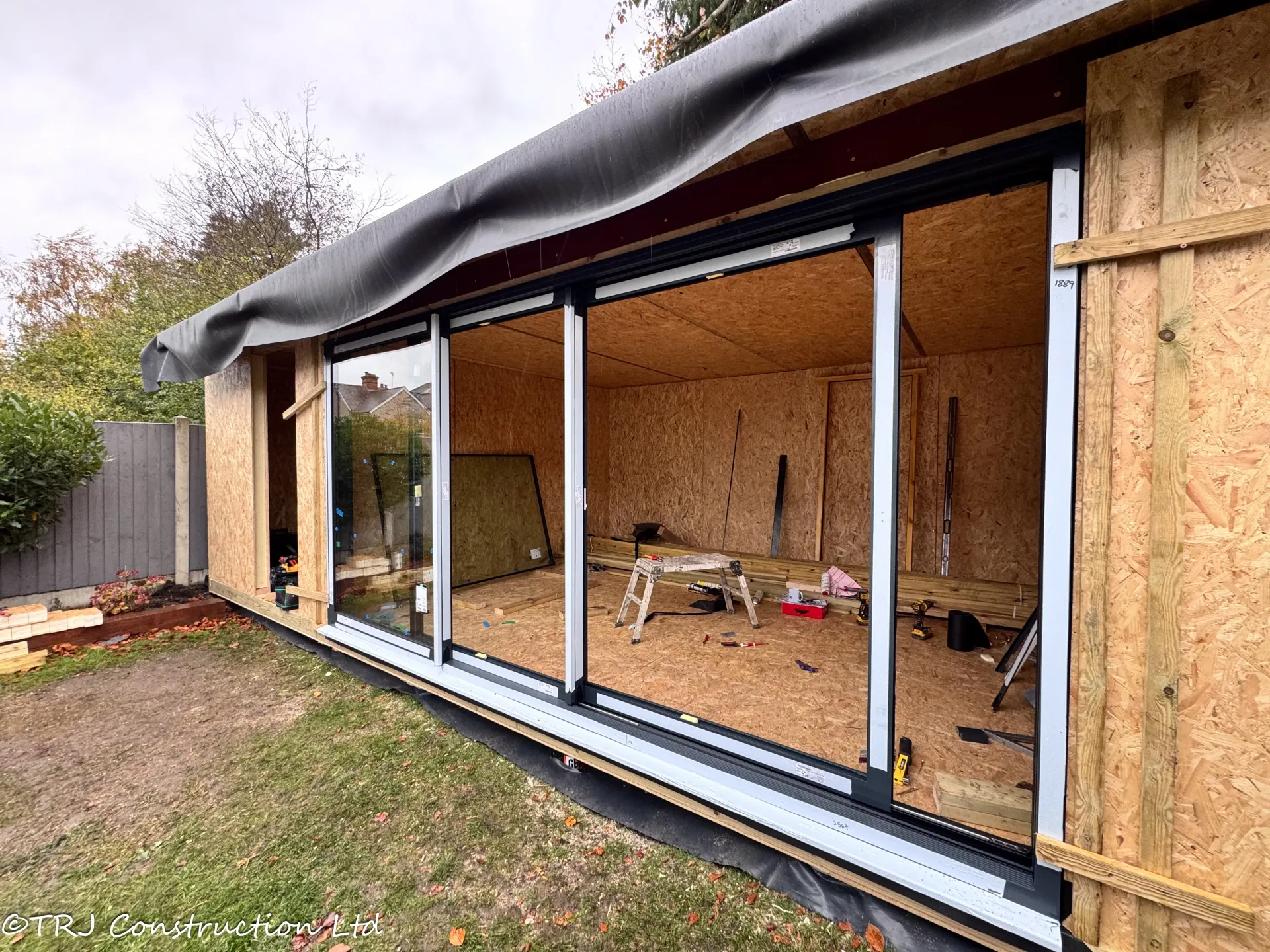 Cedar Garden Studio in Brentwood — project photograph 30