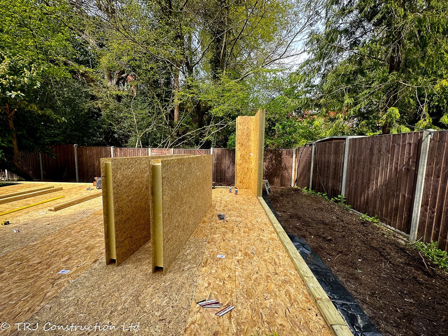 Garden Gym with Sauna & Shower Room — project photograph 74