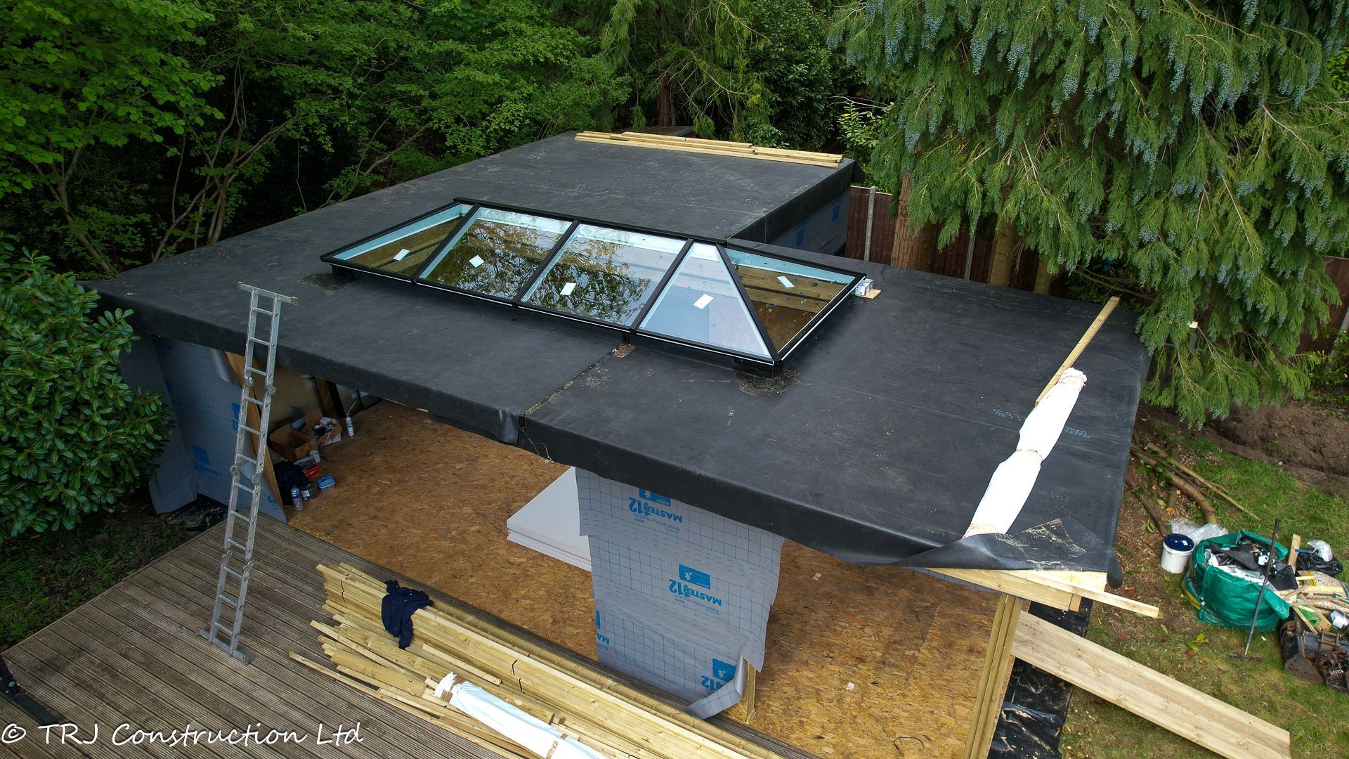 Garden Gym with Sauna & Shower Room — project photograph 43