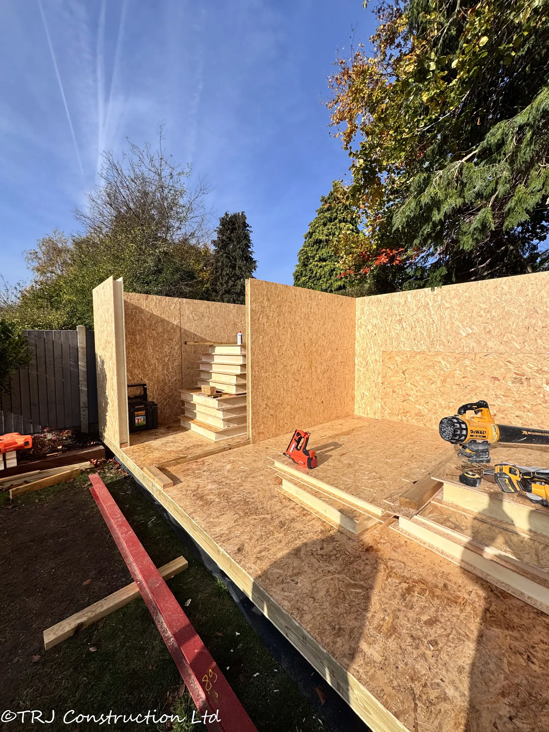 Cedar Garden Studio in Brentwood — project photograph 45