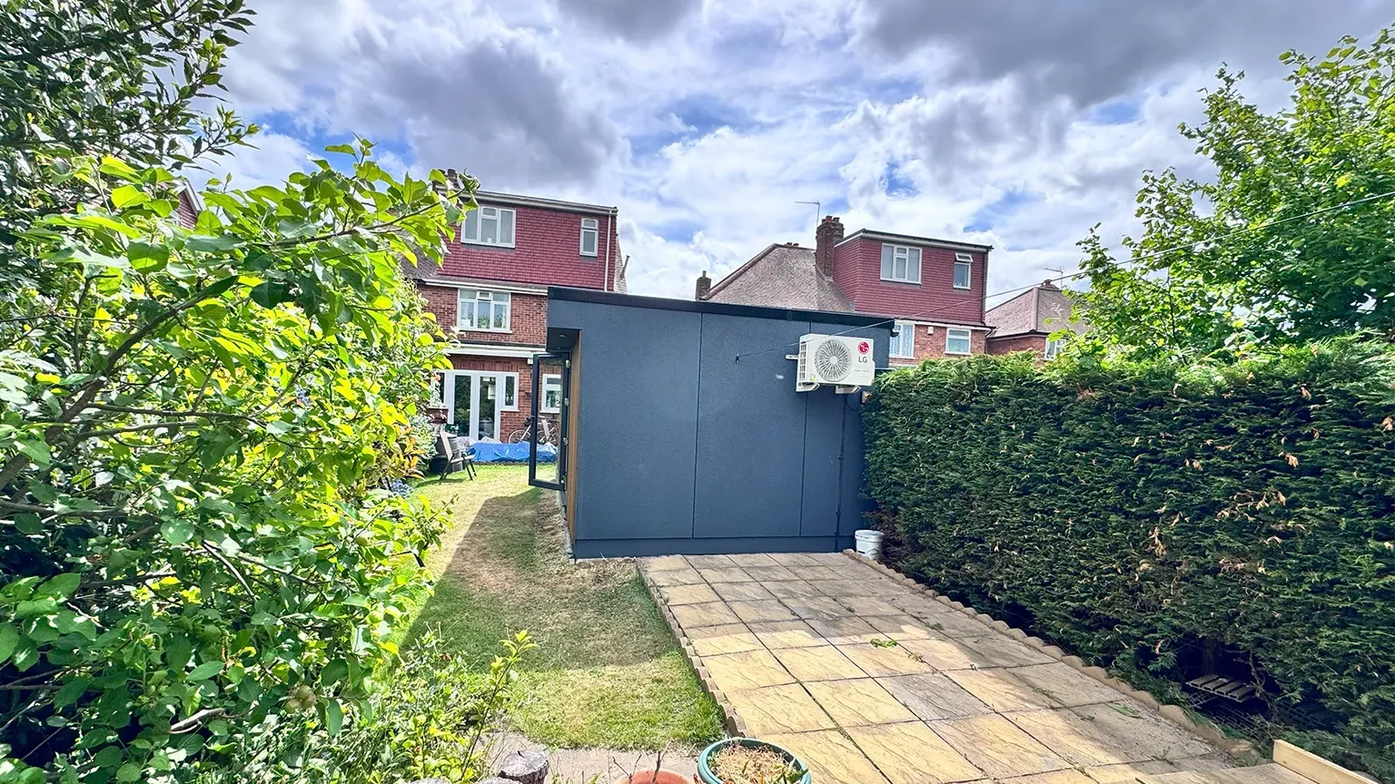 Garden Office in Hayes — project photograph 11