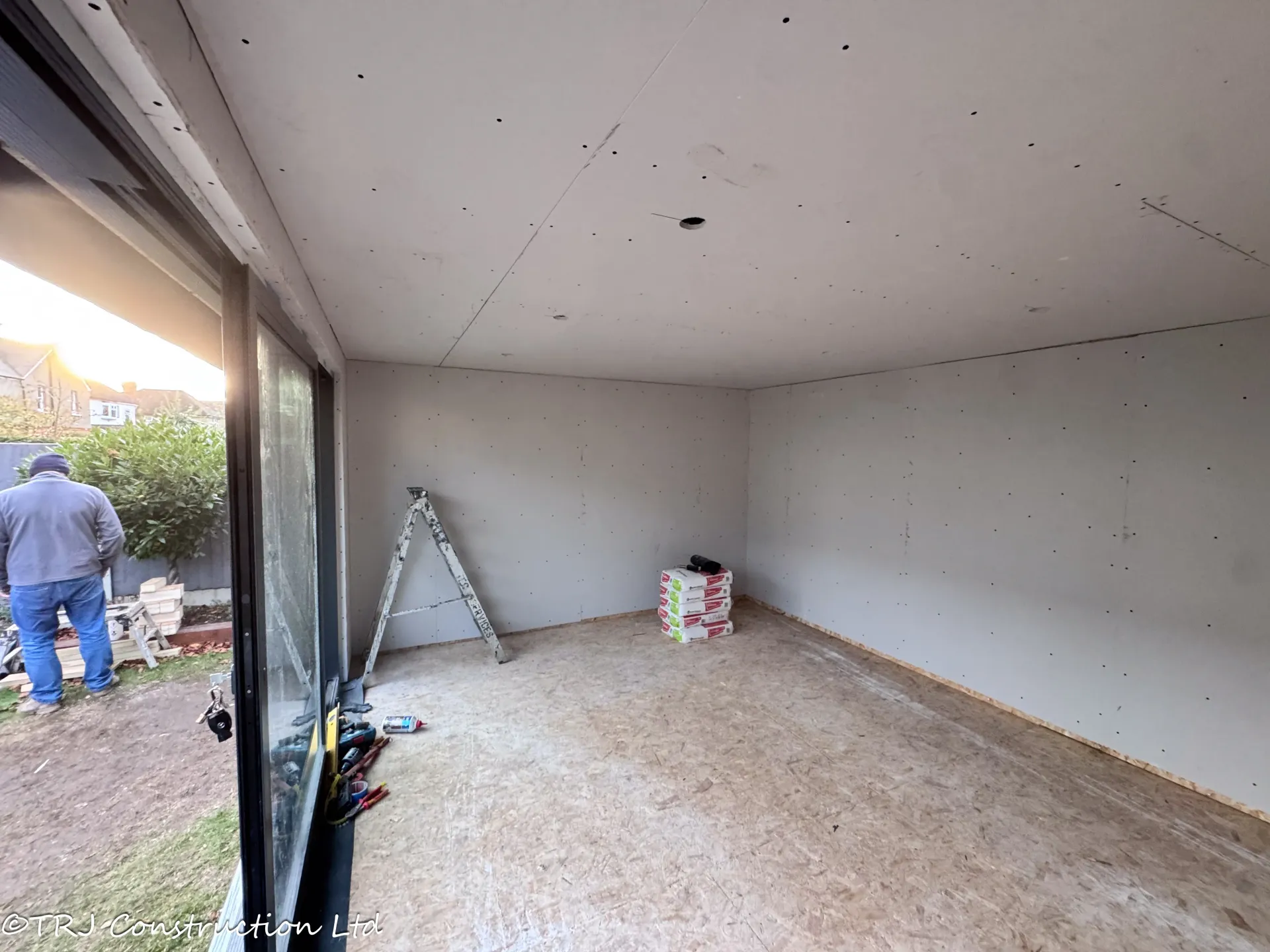 Cedar Garden Studio in Brentwood — project photograph 34