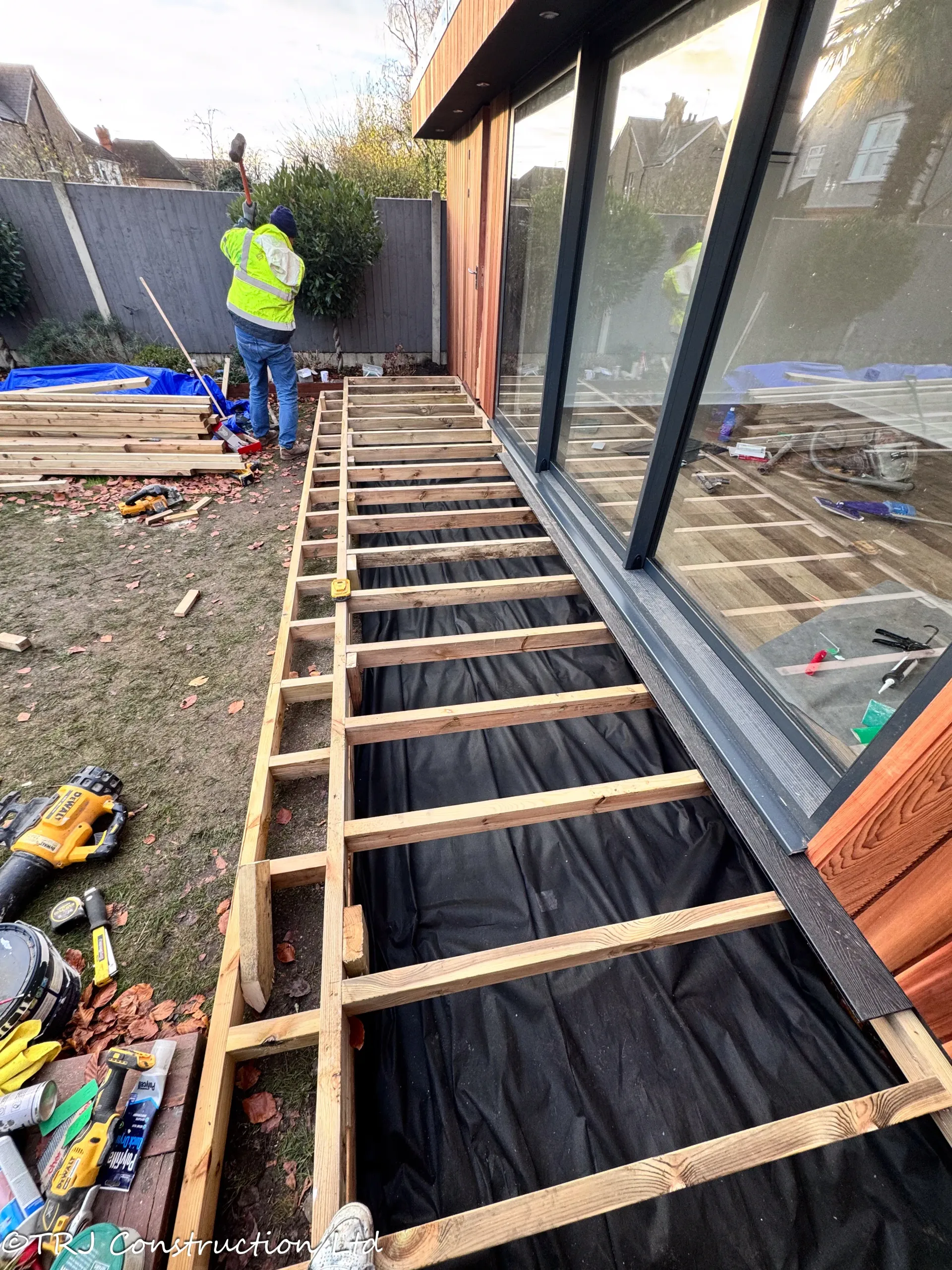 Cedar Garden Studio in Brentwood — project photograph 16