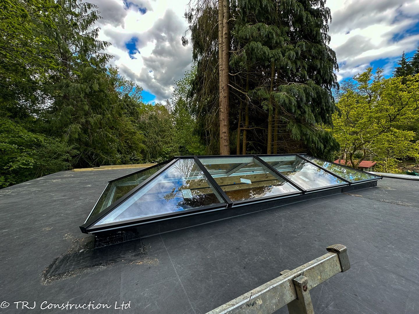 Garden Gym with Sauna & Shower Room — project photograph 44