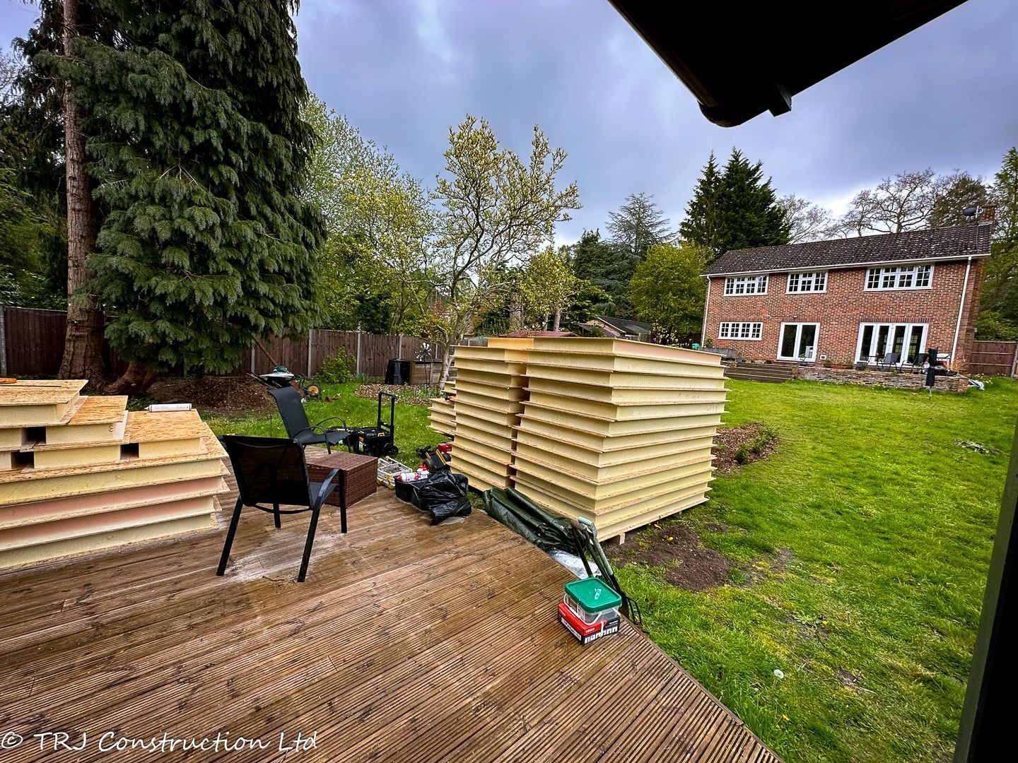 Garden Gym with Sauna & Shower Room — project photograph 83