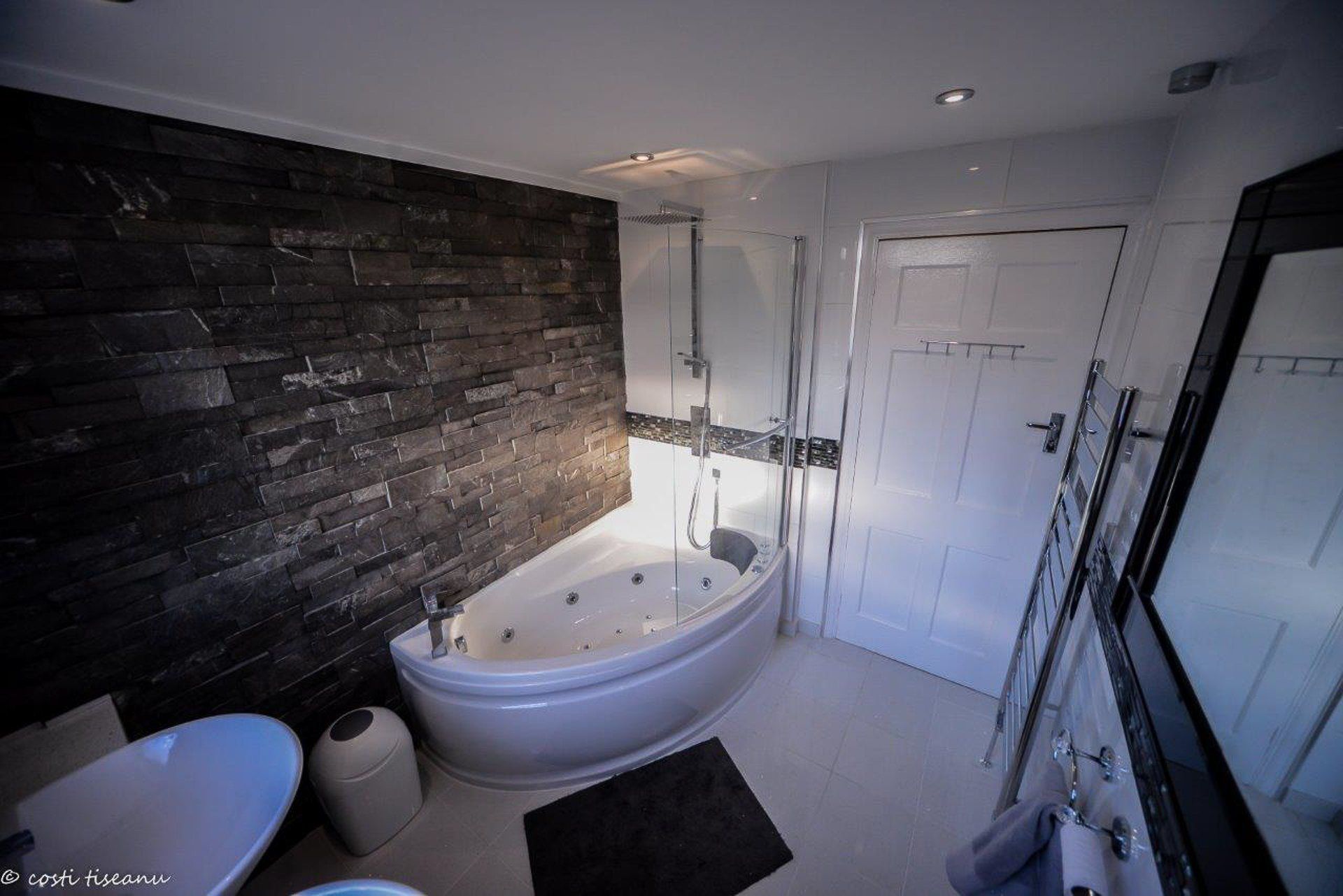 Bathroom Renovation Case Study — project photograph 10