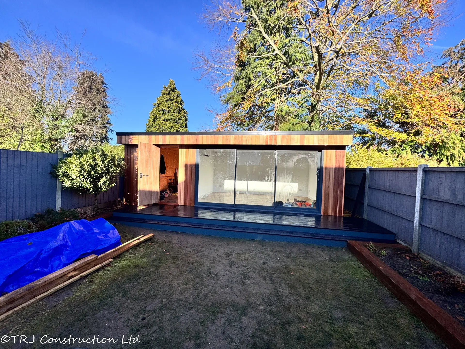 Cedar Garden Studio in Brentwood — project photograph 9