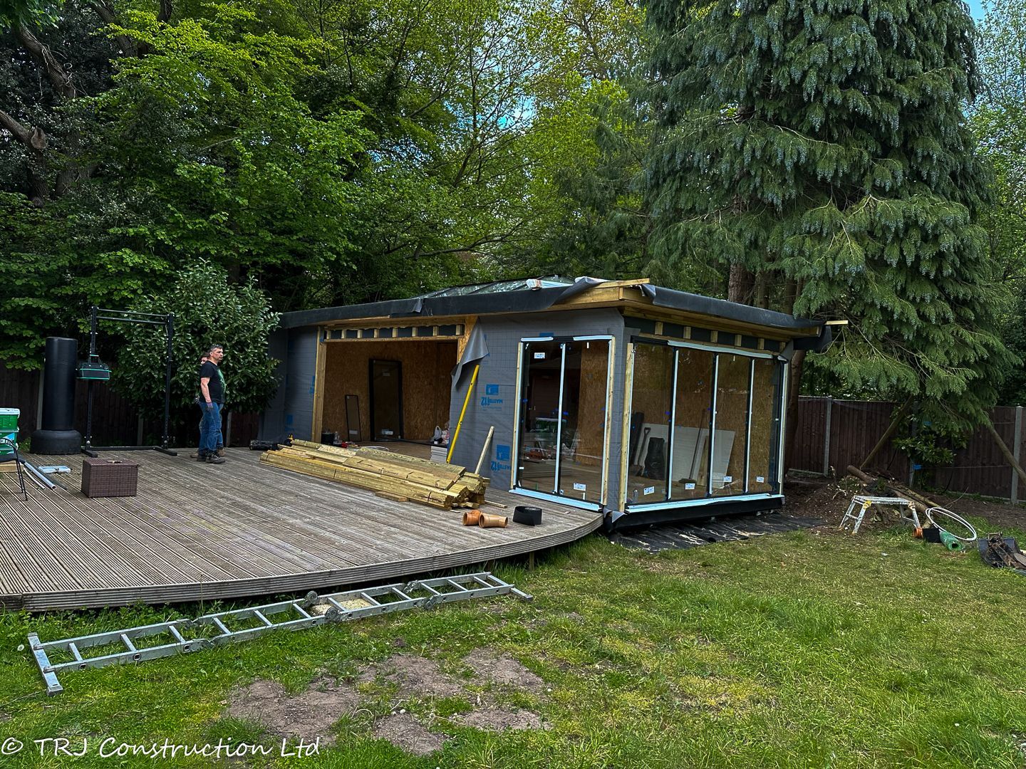 Garden Gym with Sauna & Shower Room — project photograph 42